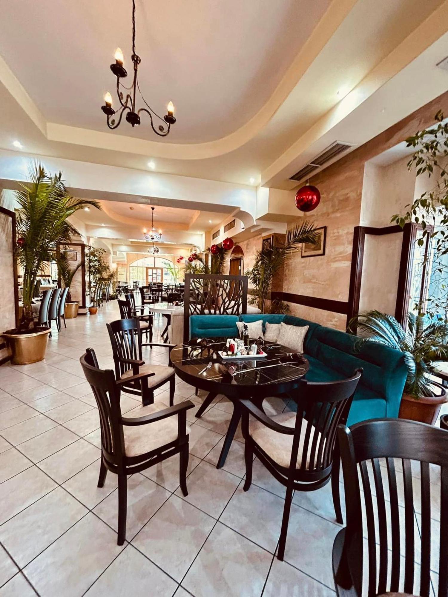 Meatsa Otel 2*